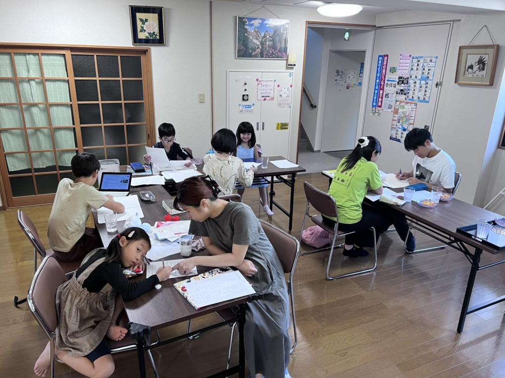 学習支援のボランティアスタッフ