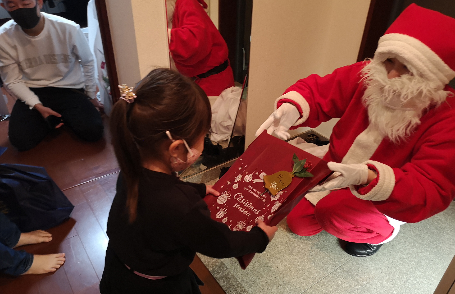サンタになって子どもに夢とプレゼントを届けに行きませんか？？