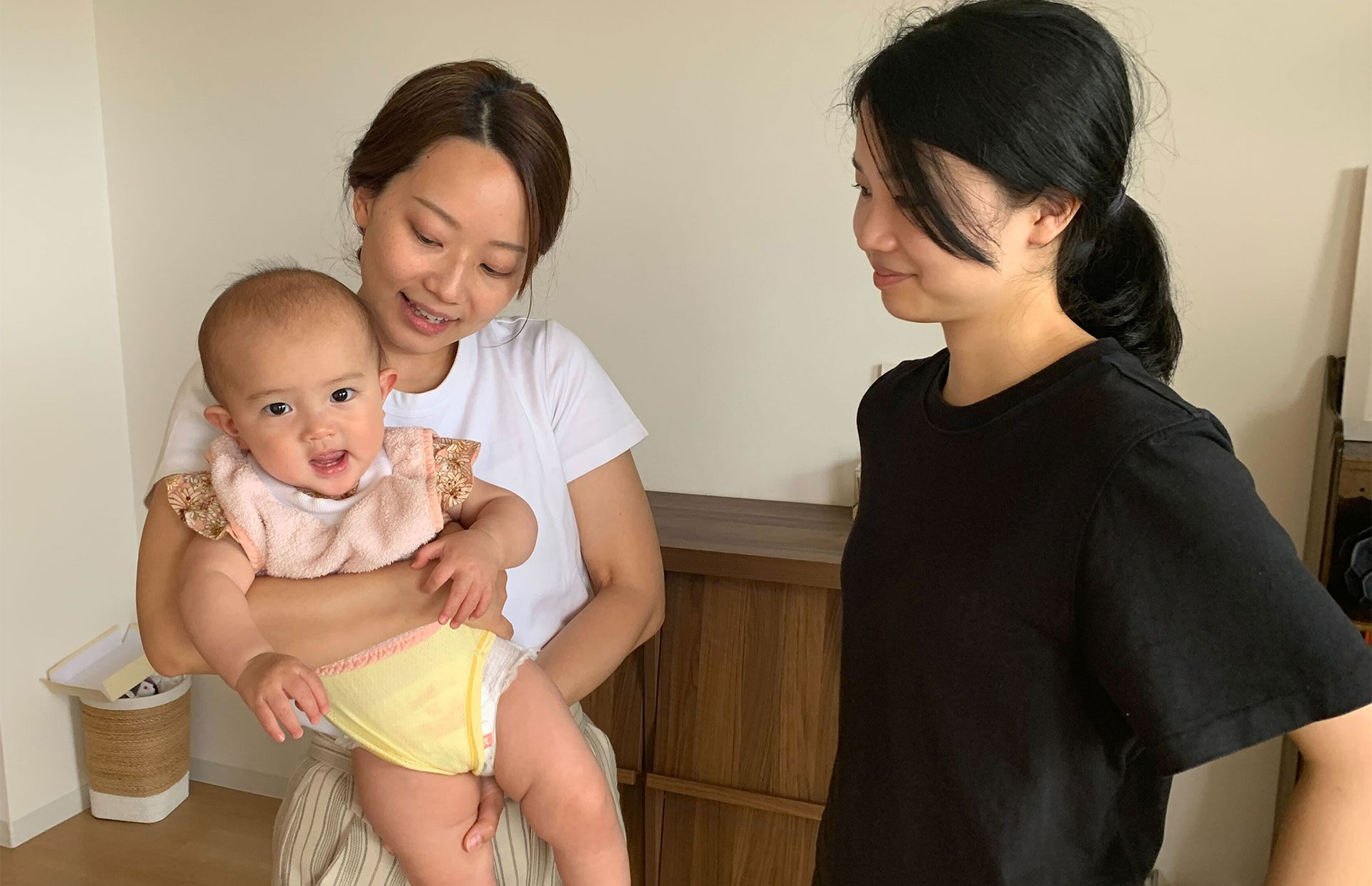 仕事×子育てのリアルに触れる、共働き家庭のお家を訪問する、ライフキャリアインターン