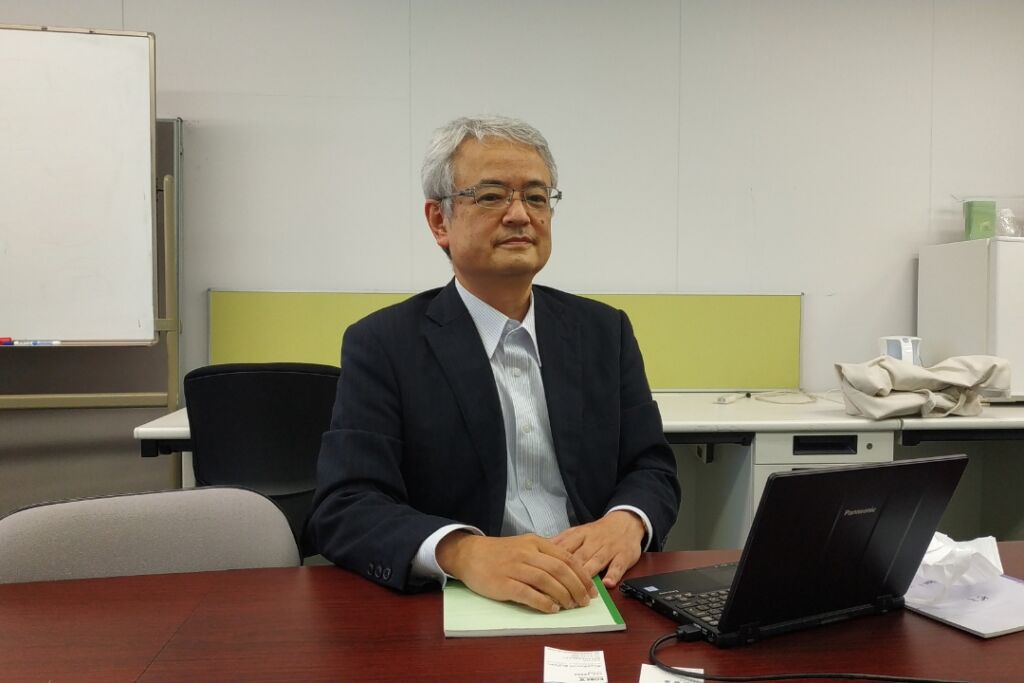 コロナ時代の教室：神戸情報大学院大学